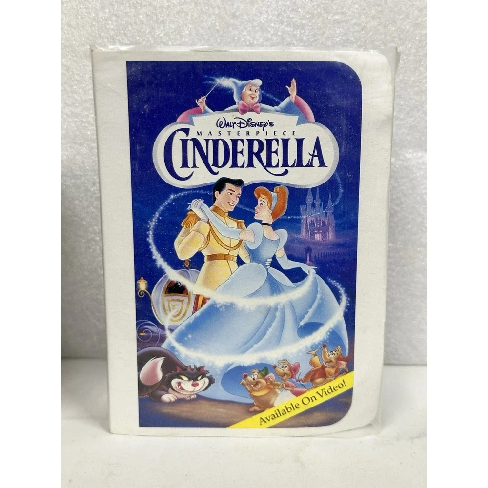 VTG Pocahontas Alice In Wonder Land‎ Disney Masterpiece Collection McDonalds